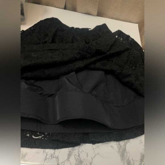ALICE +OLIVIA WOMENS “Tevin” FULL LACED SKIRT, size  10 - Picture 12 of 13